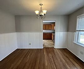 Beautiful Home For Your Comfort  in Lexington, KY (Photo 8 of 12)