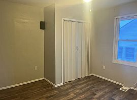 Beautiful Home For Your Comfort  in Richmond, KY (Photo 5 of 12)