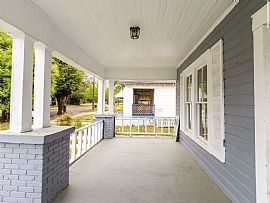 Beautiful Home For Your Comfort  in Montgomery, AL (Photo 2 of 10)