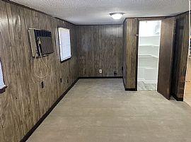 Beautiful Home For Your Comfort  in Mobile, AL (Photo 4 of 11)