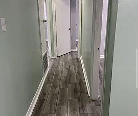 Beautiful Home For Your Comfort  in Mobile, AL (Photo 5 of 11)