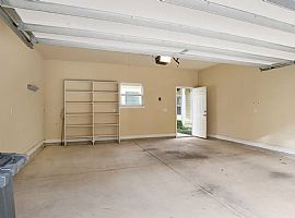 Beautiful Home For Your Comfort  in Fairhope, AL (Photo 5 of 12)