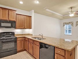 Beautiful Home For Your Comfort  in Fairhope, AL (Photo 9 of 12)