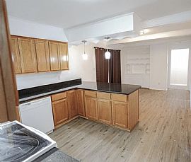 Beautiful Home For Your Comfort  in Bay Minette, AL (Photo 9 of 12)