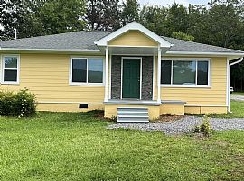 Beautiful Home For Your Comfort  in New Hope, AL