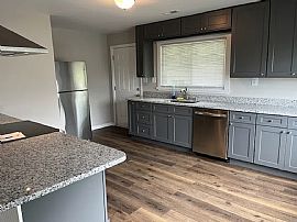 Beautiful Home For Your Comfort  in New Hope, AL (Photo 4 of 12)