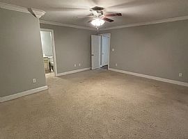 Beautiful Home For Your Comfort  in Elkmont, AL (Photo 10 of 12)