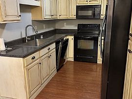 Beautiful Home For Your Comfort  in Elkmont, AL (Photo 7 of 12)