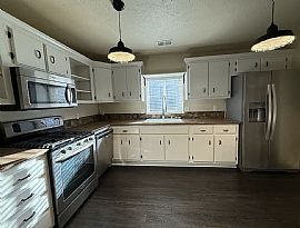 Beautiful Home For Your Comfort  in Casper, WY (Photo 8 of 12)