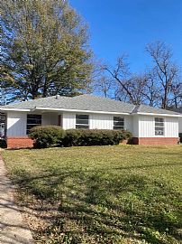 374 Arthur Ave, Shreveport, La 71105 Lovely House For Rent  in Shreveport, LA
