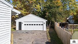 15 Elmhurst St, Waterville, Me 04901 House For Rent in Waterville, ME