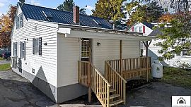 15 Elmhurst St, Waterville, Me 04901 House For Rent in Waterville, ME (Photo 5 of 12)