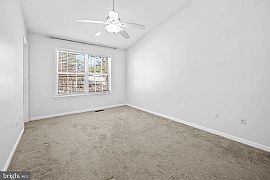 869 Holly Ave, Edgewater, Md 21037 Spacious House For Rent  in Edgewater, MD (Photo 8 of 12)