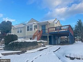 7931 Rolling View Ave, Baltimore, Md 21236 in Baltimore, MD