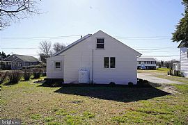 221 Branch St, Berlin, Md 21811 in Berlin, MD (Photo 3 of 12)