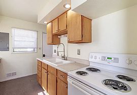 Beautiful Home For Your Comfort  in Cheyenne, WY (Photo 5 of 12)