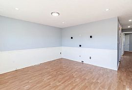 Beautiful Home For Your Comfort  in Cheyenne, WY (Photo 3 of 12)