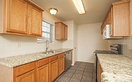 3 Bd 2 Ba Single Family Home  in Mc Kinney, TX (Photo 3 of 9)