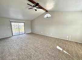 House For Rent.  in Garland, TX (Photo 2 of 8)