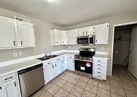 House For Rent.  in Garland, TX (Photo 6 of 8)