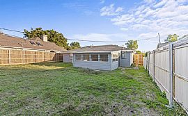 House For Rent.  in Dallas, TX (Photo 10 of 10)