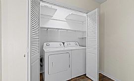 House For Rent.  in Dallas, TX (Photo 4 of 10)