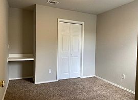 House For Rent.  in Irving, TX (Photo 8 of 11)