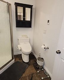 Charming Single Family Home  in Lynnwood, WA (Photo 7 of 11)