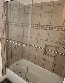 Charming Single Family Home  in Lynnwood, WA (Photo 9 of 11)