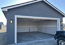 Beautiful Single Family Home For Rent.  in Mattawa, WA (Photo 2 of 8)