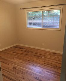 Beautiful Home For Rent  in Tigard, OR (Photo 6 of 10)