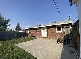 Beautiful Home For Your Comfort  in Cheyenne, WY (Photo 11 of 12)