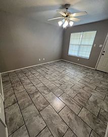 Beautiful House For Rent.  in Van Buren, AR (Photo 4 of 12)