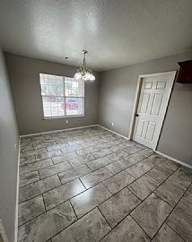 Beautiful House For Rent.  in Van Buren, AR (Photo 5 of 12)