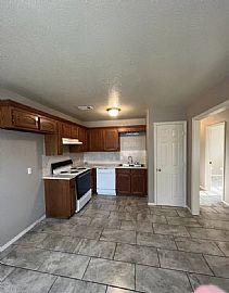 Beautiful House For Rent.  in Van Buren, AR (Photo 8 of 12)