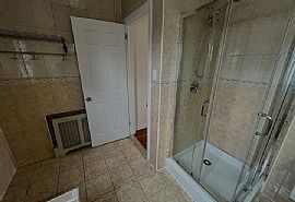 Beautiful Home For Your Comfort  in Jamaica, NY (Photo 11 of 12)