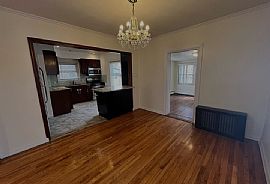 Beautiful Home For Your Comfort  in Jamaica, NY (Photo 8 of 12)