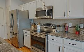 Beautiful Home For Your Comfort  in Colorado Springs, CO (Photo 7 of 12)