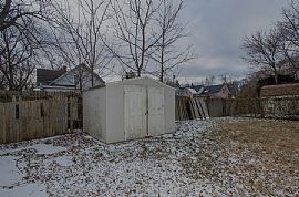 Beautiful Home For Your Comfort  in Mich City, IN (Photo 3 of 11)