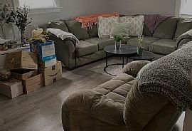 Beautiful Home For Your Comfort  in Michigan City, IN (Photo 4 of 12)