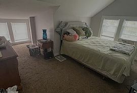 Beautiful Home For Your Comfort  in Michigan City, IN (Photo 5 of 12)