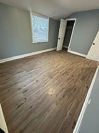 Adorable 3bedrooms and 2bathrooms in Chicago, IL (Photo 5 of 5)