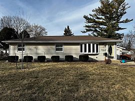   4 Beds   2 Baths  1,150 Sqft 4506 Maryland Dr, Madison, Wi 53 in Madison, WI