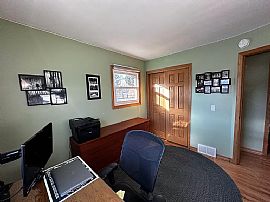   4 Beds   2 Baths  1,150 Sqft 4506 Maryland Dr, Madison, Wi 53 in Madison, WI (Photo 9 of 9)