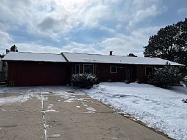  3 Beds   2 Baths  3,352 Sqft 18115 Briarhaven Ct, Monument, Co in Monument, CO