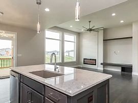  4 Beds   3 Baths  1,749 Sqft 400 Ne Bobcat Dr, Waukee, Ia 5026 in Waukee, IA (Photo 4 of 9)