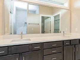  4 Beds   3 Baths  1,749 Sqft 400 Ne Bobcat Dr, Waukee, Ia 5026 in Waukee, IA (Photo 7 of 9)