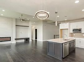  4 Beds   3 Baths  1,749 Sqft 400 Ne Bobcat Dr, Waukee, Ia 5026 in Waukee, IA (Photo 8 of 9)