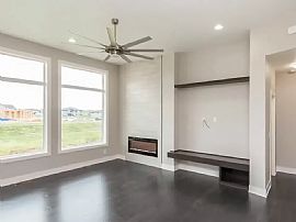  4 Beds   3 Baths  1,749 Sqft 400 Ne Bobcat Dr, Waukee, Ia 5026 in Waukee, IA (Photo 9 of 9)