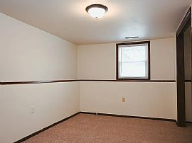 1923 S 17th St, Grand Forks, Nd 58201 House For Renr in Grand Forks, ND (Photo 7 of 12)